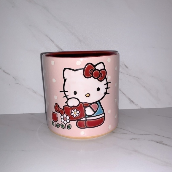Hello Kitty planter pot - Picture 5 of 8